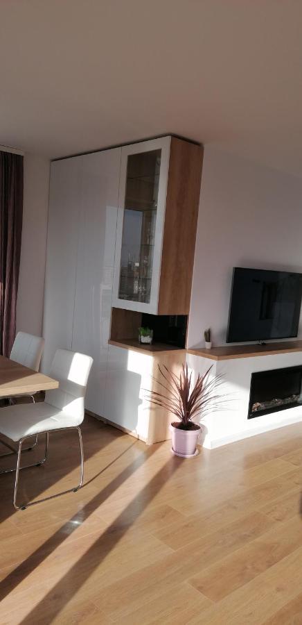 Luxury Panorama Apartament,Coresi Braşov Buitenkant foto