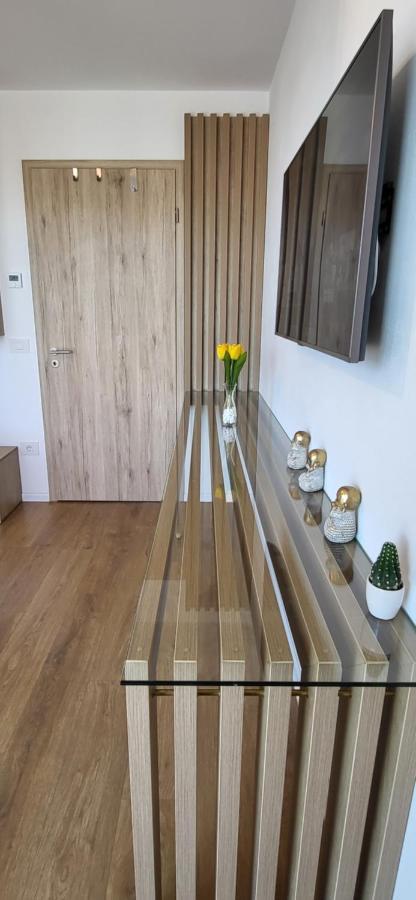 Luxury Panorama Apartament,Coresi Braşov Buitenkant foto